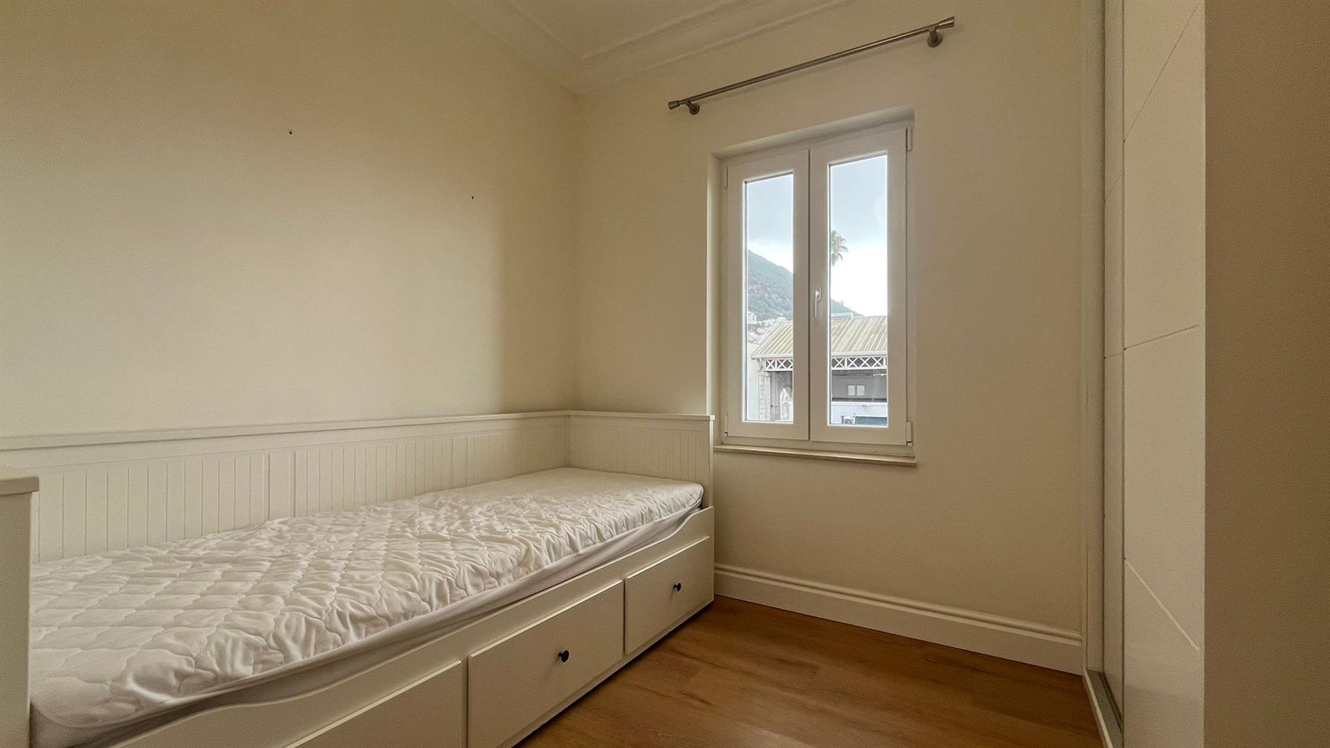 Image of Apartment - 3 Bedrooms - 2 Bathrooms for Rental in Ordnance Wharf-Gibraltar, Image 15